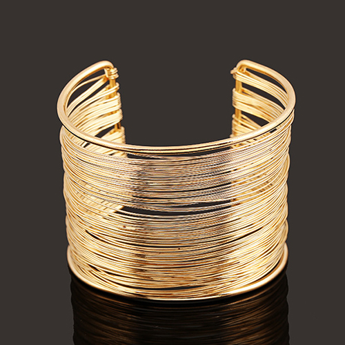Fashion Gold Metal Bracelet